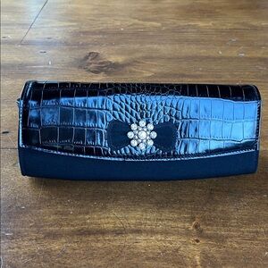 Brighton Vintage Black Clutch Purse with Detachable Shoulder Strap